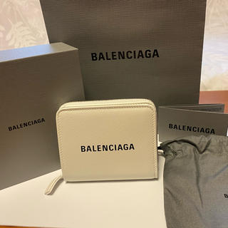 新品未使用品　BALENCIAGA 二つ折り財布　EVERYDAY ホワイト