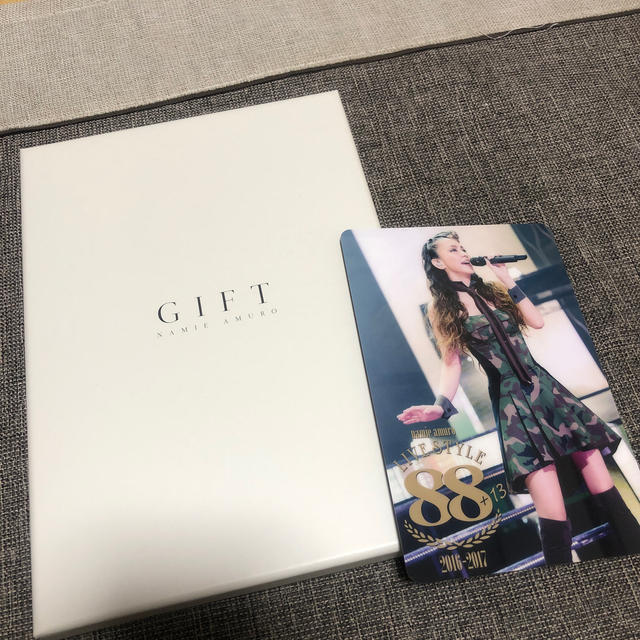 安室奈美恵 gift