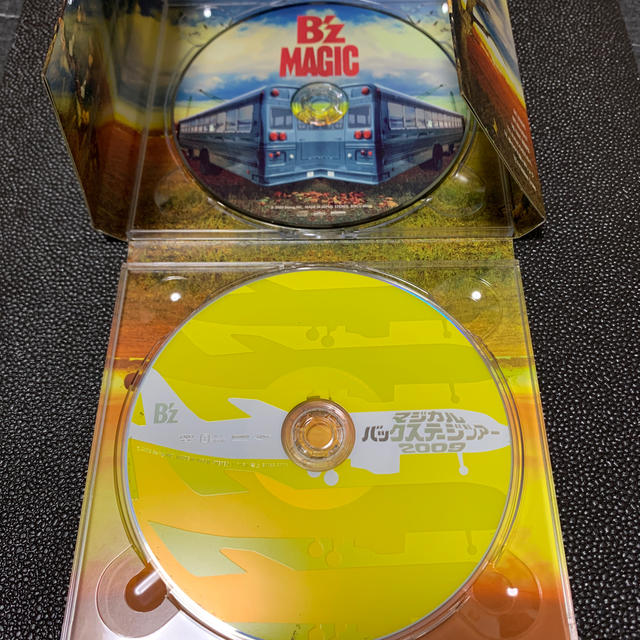 MAGIC（初回限定盤） エンタメ/ホビーのCD(ポップス/ロック(邦楽))の商品写真