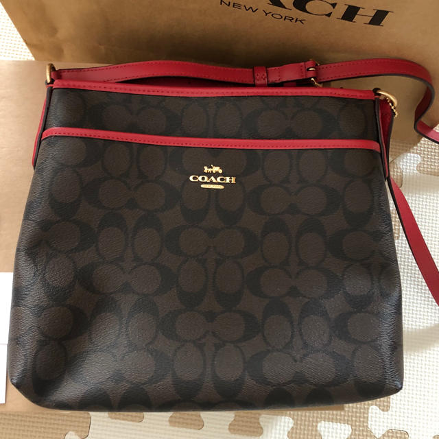 新品未使用品✤COACH ショルダーバッグ