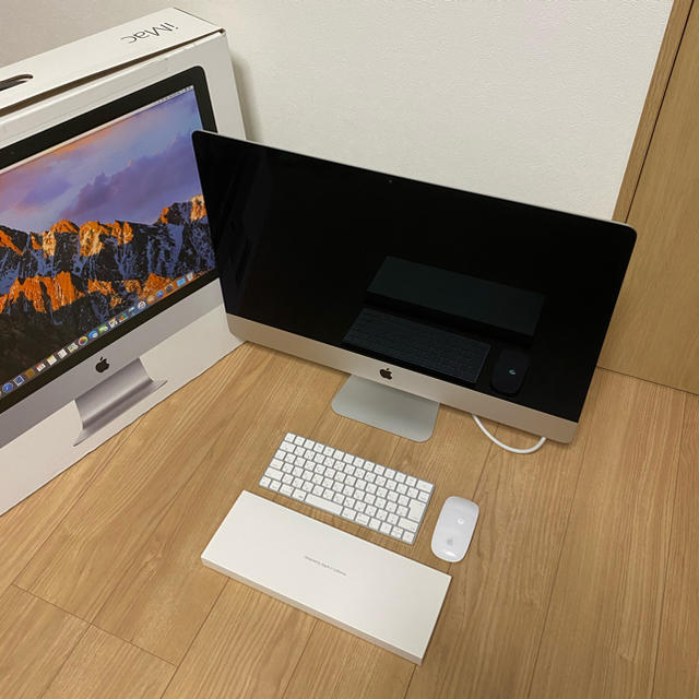 最初の  5K 27” Retina iMac - Apple Display 2015 Late デスクトップ型PC