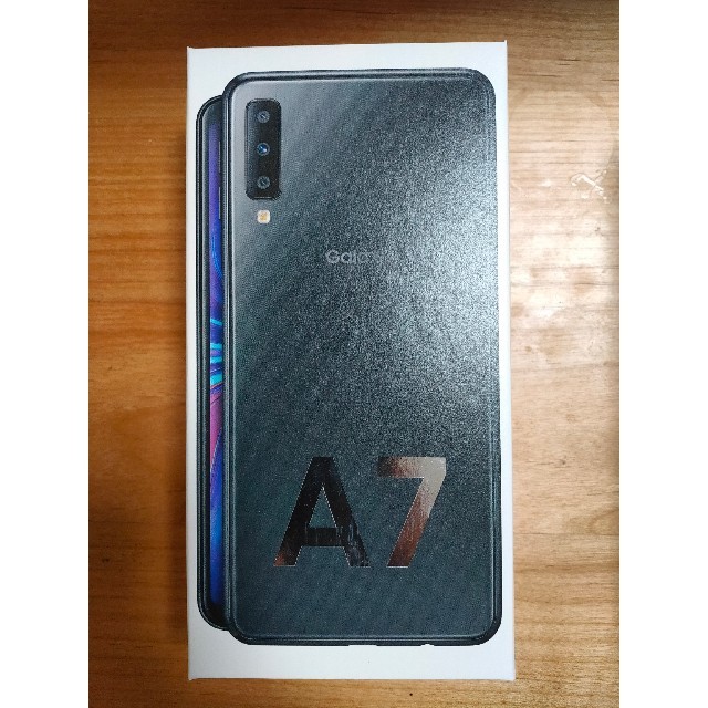 Galaxy A7 ブラック64GB「新品未使用」のサムネイル