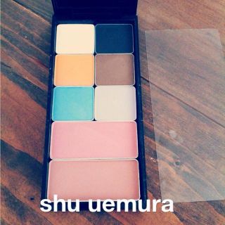 シュウウエムラ(shu uemura)のshu uemura 8色カラーパレット(その他)