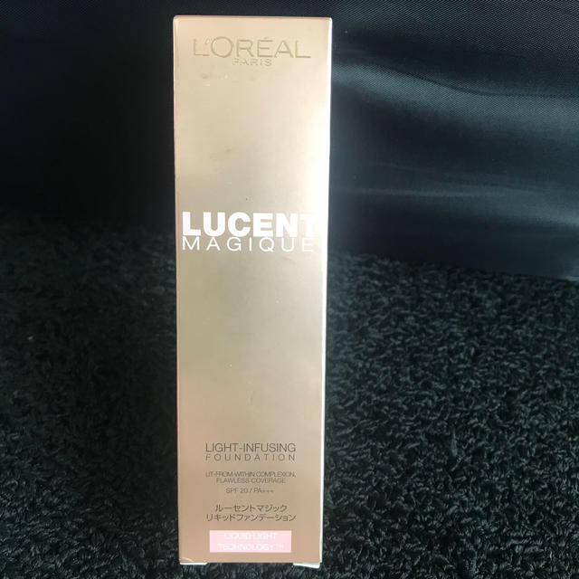 L'Oreal Paris(ロレアルパリ)の『L'OREALPARISルーセントマジックリキッドファンデーションN4 コスメ/美容のベースメイク/化粧品(ファンデーション)の商品写真