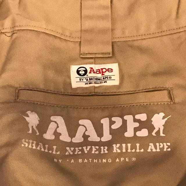 A BATHING APE(アベイシングエイプ)のAAPE エーエイプ ハーフパンツ サイズL チノパン メンズのパンツ(ショートパンツ)の商品写真