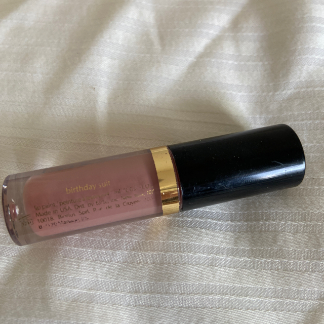 Sephora(セフォラ)の新品　tarte リップ　ミニサイズ birthday suit コスメ/美容のベースメイク/化粧品(リップグロス)の商品写真