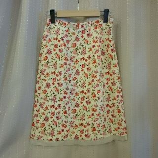 ローラアシュレイ(LAURA ASHLEY)の☆SOPHIA様専用ページ☆(ひざ丈スカート)