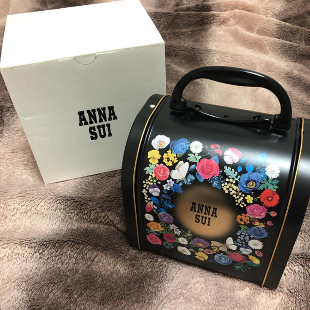 ANNA SUI ノベルティ バニティ ボックス 缶 | フリマアプリ ラクマ