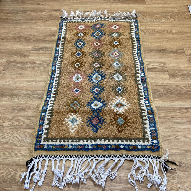 モロッコ絨毯の通販 by はる's shop｜ラクマ