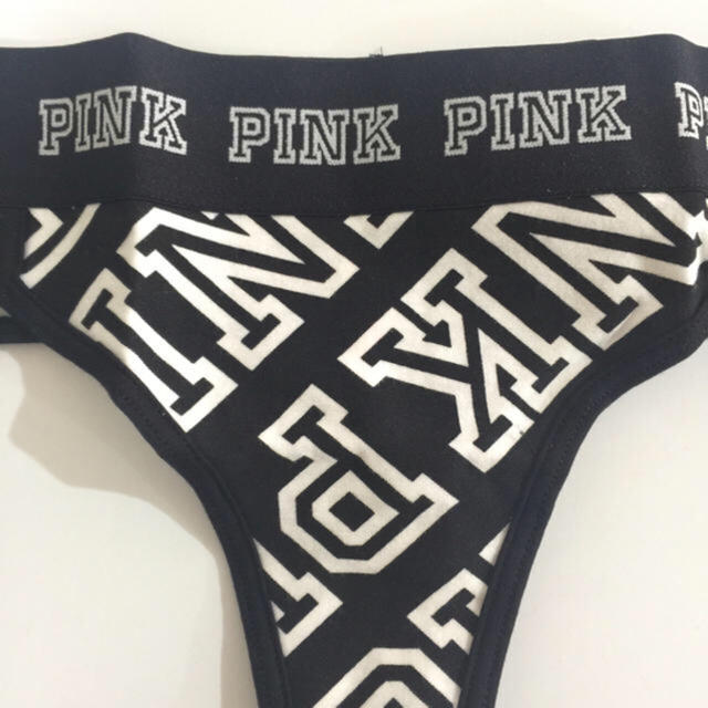 Victoria's Secret(ヴィクトリアズシークレット)の★Victoria's Secret★PINK★ショーツ ブラック&ホワイト レディースの下着/アンダーウェア(ショーツ)の商品写真