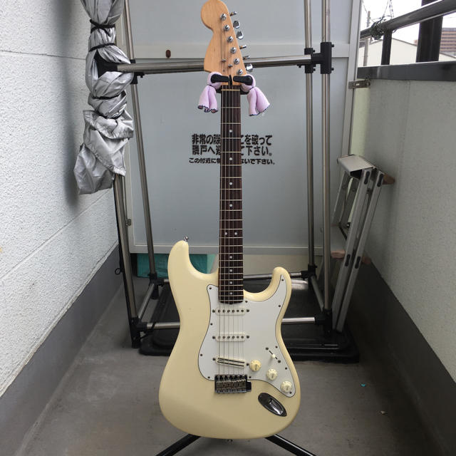 fender japan ストラト