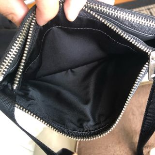 UNITEDTOKYO レザーサコッシュ