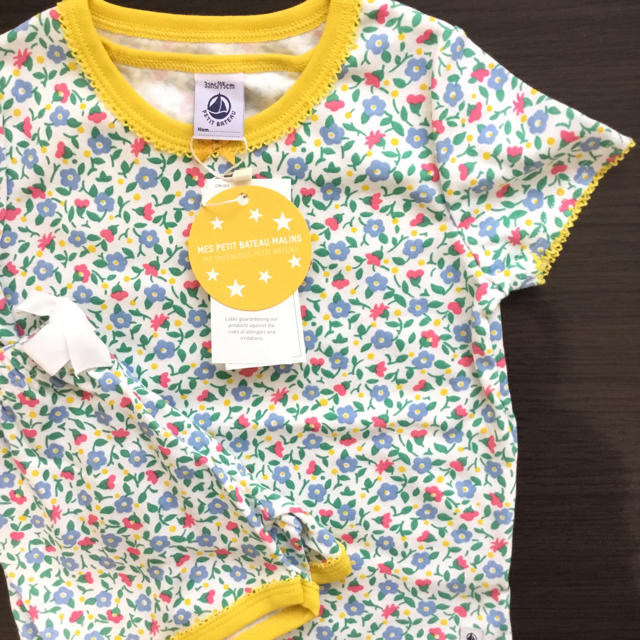 PETIT BATEAU(プチバトー)の【kaa910様専用】2ans キッズ/ベビー/マタニティのキッズ服女の子用(90cm~)(パジャマ)の商品写真