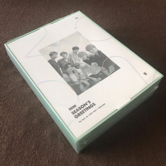 防弾少年団(BTS)(ボウダンショウネンダン)のBTS シーグリ 2020 SEASON’S GREETINGS DVD エンタメ/ホビーのCD(K-POP/アジア)の商品写真