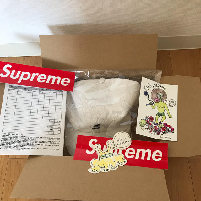 Supreme(シュプリーム)のSupreme®/Kangol® Bermuda Spacecap 白 XL メンズの帽子(キャップ)の商品写真