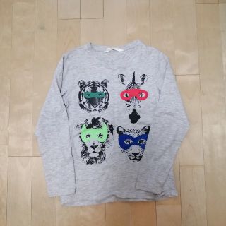 エイチアンドエム(H&M)のロングTシャツ　US 6-8Y(Tシャツ/カットソー)