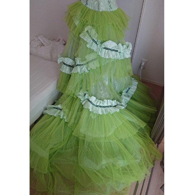 ROCHAS(ロシャス)のカラードレス ウェディング 11T レディースのフォーマル/ドレス(ウェディングドレス)の商品写真