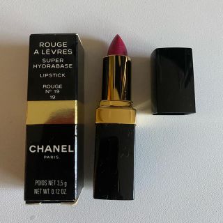 シャネル(CHANEL)のCHANEL ROUGE N 19(口紅)