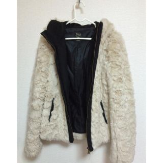 ザラ(ZARA)のZARA  ファーコート(毛皮/ファーコート)