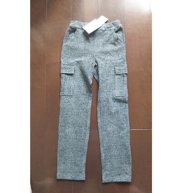 BeBe(ベベ)のbebe 長ズボン冬用 140新品 キッズ/ベビー/マタニティのキッズ服男の子用(90cm~)(パンツ/スパッツ)の商品写真