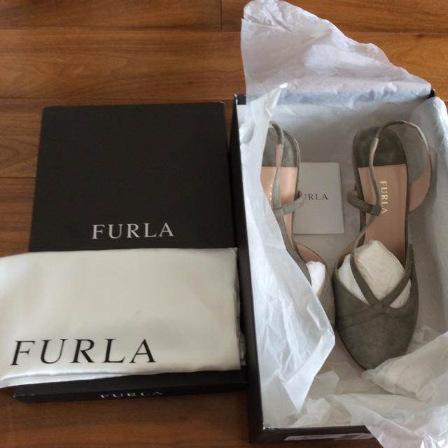 Furla(フルラ)の新品 未使用 フルラ スウェード サンダルパンプス 36 レディースの靴/シューズ(ハイヒール/パンプス)の商品写真