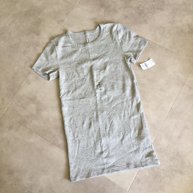 GAP(ギャップ)のGap新品TシャツXXS レディースのトップス(Tシャツ(半袖/袖なし))の商品写真