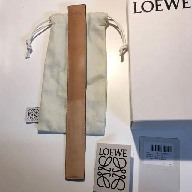 LOEWE(ロエベ)のロエベ　LOEWE スモールスラップブレスレット 黒 レディースのアクセサリー(ブレスレット/バングル)の商品写真