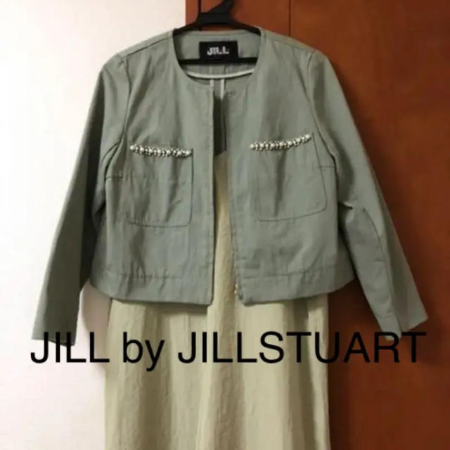 JILL by JILLSTUART(ジルバイジルスチュアート)のcoco_ne様専用　ジルスチュアート　ショート丈グリーンジャケット レディースのジャケット/アウター(ノーカラージャケット)の商品写真