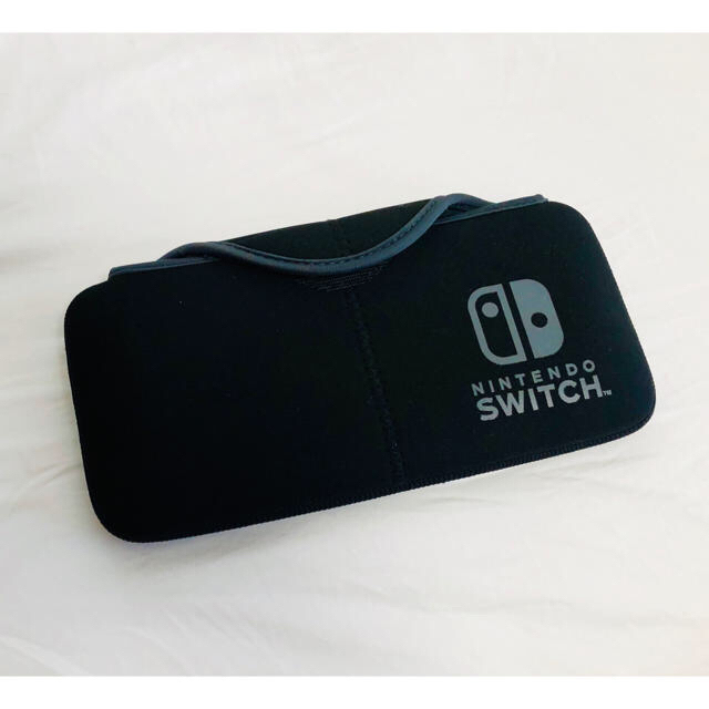 Nintendo Switch(ニンテンドースイッチ)の【美品/旧型】Nintendo Switch グレー 本体 エンタメ/ホビーのゲームソフト/ゲーム機本体(家庭用ゲーム機本体)の商品写真