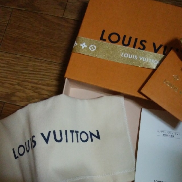 LOUIS VUITTON(ルイヴィトン)のLOUIS VUITTON　 インテリア/住まい/日用品の日用品/生活雑貨/旅行(日用品/生活雑貨)の商品写真