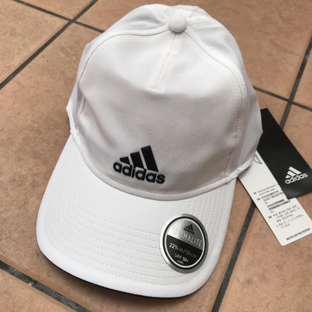 adidas(アディダス)のadidas〜新品！クライマライトロゴキャップ 〜フリーサイズ57〜60調整可 メンズの帽子(キャップ)の商品写真