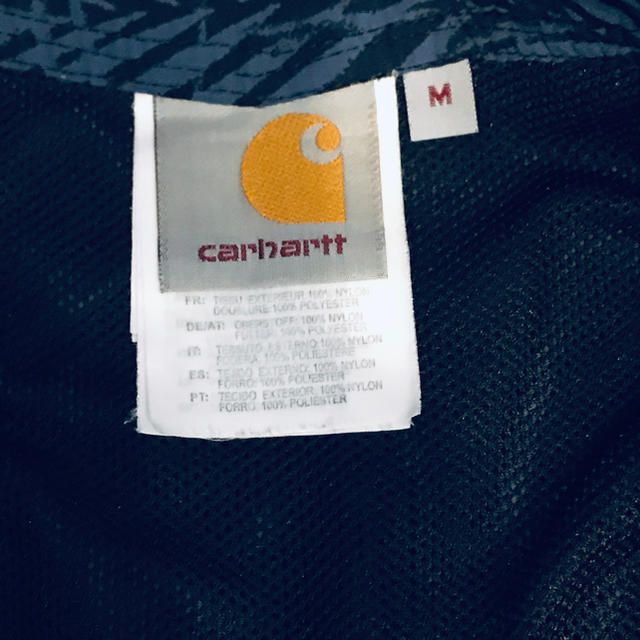 carhartt(カーハート)のcarhartt wip ショートパンツ　サイズM 上下コーデ　supreme メンズのパンツ(ショートパンツ)の商品写真