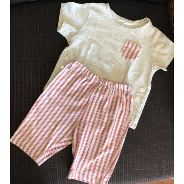 UNIQLO(ユニクロ)のUNIQLO ベビーパジャマ90 キッズ/ベビー/マタニティのキッズ服女の子用(90cm~)(パジャマ)の商品写真