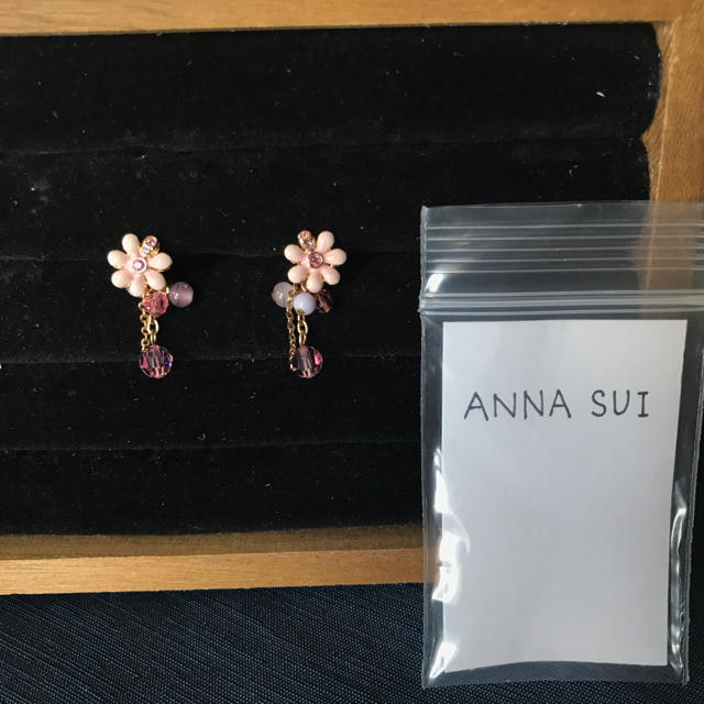 ANNA SUI(アナスイ)の【値下げ済み】ANNA SUI ピアス レディースのアクセサリー(ピアス)の商品写真