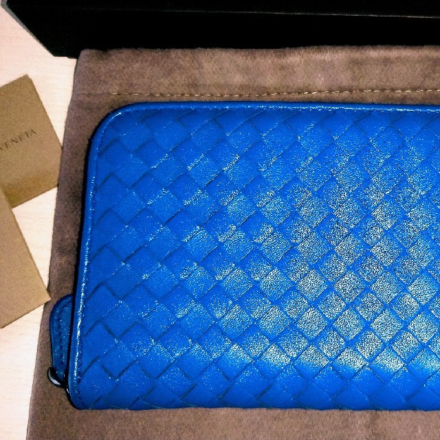 になります Bottega 長財布 正規品 ブルーの通販 by muscat's shop｜ボッテガヴェネタならラクマ Veneta - BOTTEGA VENETA ⒔ムノーリタ