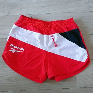 リーボック(Reebok)のリーボック　CL ベクター ショーツ レディース Mサイズ(ショーツ)