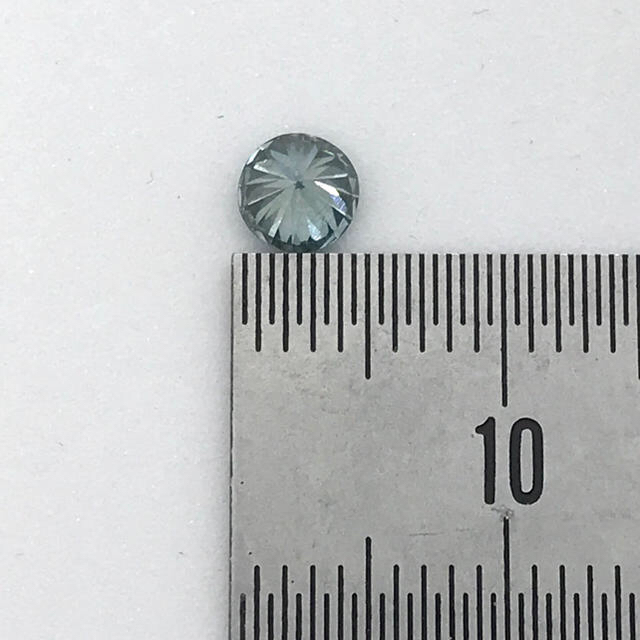 ブルーダイヤモンド　ルース  0.38ct トリートメント