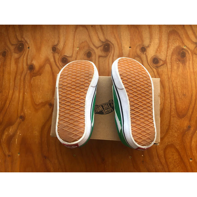 VANS(ヴァンズ)のバンズ　キッズスニーカー　OLDSKOOL  18cm キッズ/ベビー/マタニティのキッズ靴/シューズ(15cm~)(スニーカー)の商品写真