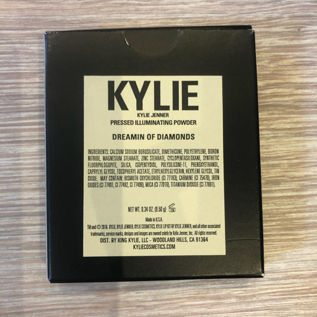 Kylie Cosmetics(カイリーコスメティックス)の日本未入荷！Kylie Cosmetics ハイライター KYLIGHTER コスメ/美容のベースメイク/化粧品(フェイスカラー)の商品写真