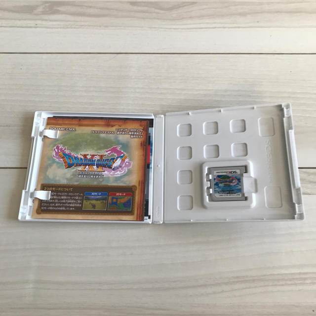 ニンテンドー3DS(ニンテンドー3DS)のドラゴンクエストXI　過ぎ去りし時を求めて 3DS エンタメ/ホビーのゲームソフト/ゲーム機本体(携帯用ゲームソフト)の商品写真