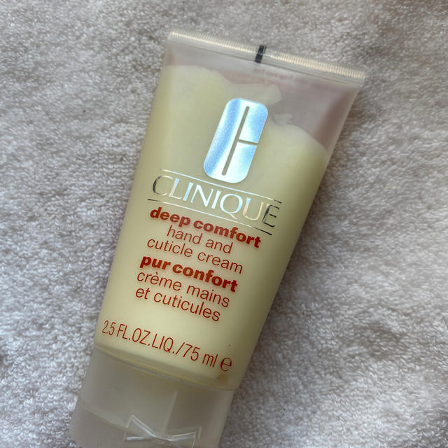 CLINIQUE(クリニーク)のCLINIQUE☆ディープコンフォートハンドクリーム☆新品未使用 コスメ/美容のボディケア(ハンドクリーム)の商品写真