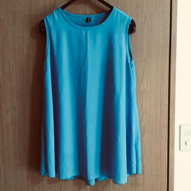ノースリーブ　ブルー レディースのトップス(シャツ/ブラウス(半袖/袖なし))の商品写真