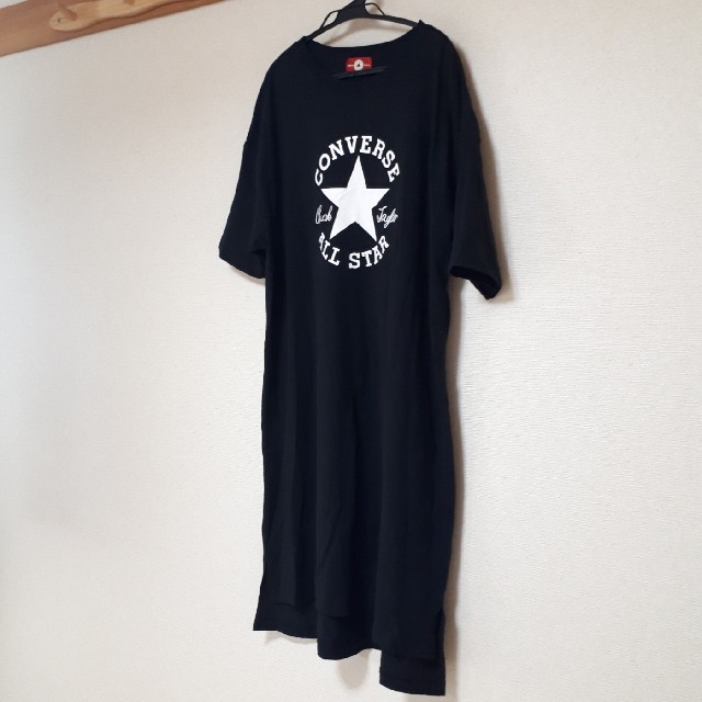 CONVERSE(コンバース)のコンバース　Tシャツワンピ　黒 レディースのワンピース(ロングワンピース/マキシワンピース)の商品写真