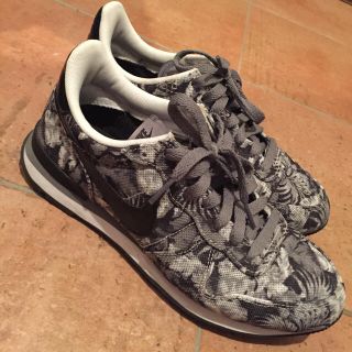 ビームス(BEAMS)のBEAMS♡ Nikeスニーカー(スニーカー)