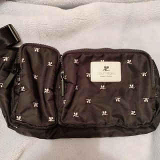 Courreges(ボディバッグ/ウエストポーチ)のフリマアイテム一覧 Courreges(ボディバッグ/ウエストポーチ)のフリマアイテム一覧