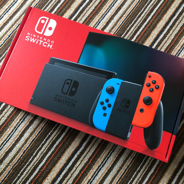 任天堂スイッチ　新品未開封　送料負担家庭用ゲーム機本体