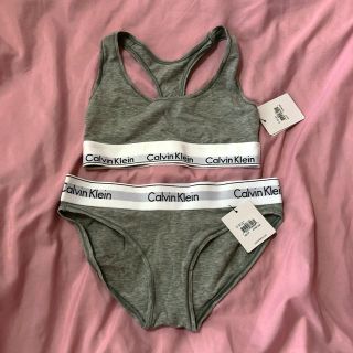 カルバンクライン(Calvin Klein)のCalvin Klein アンダーウェア　セットアップ(ブラ&ショーツセット)