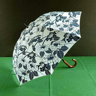 和風日傘　紫陽花柄　晴雨兼用　長傘　UVコート加工　未使用新品(傘)