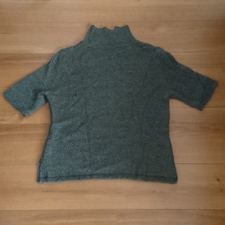半袖 セーター 濃い緑色(ニット/セーター)