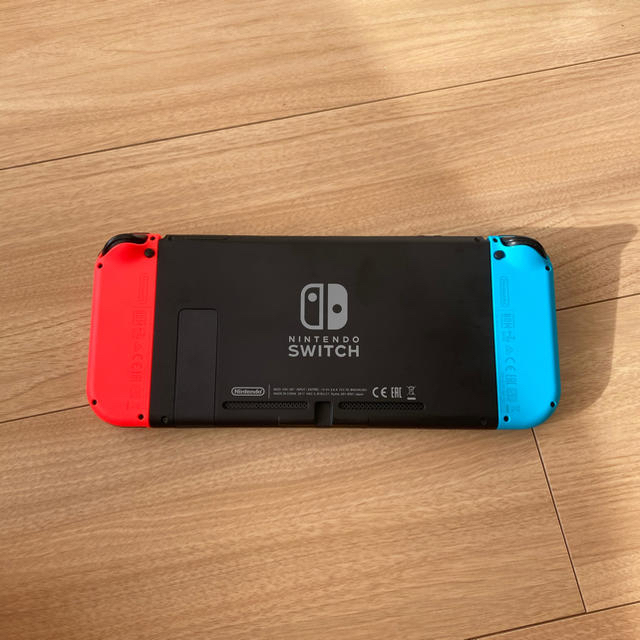 Nintendo Switch(ニンテンドースイッチ)の任天堂スイッチ　本体　おまけアリ エンタメ/ホビーのゲームソフト/ゲーム機本体(家庭用ゲーム機本体)の商品写真